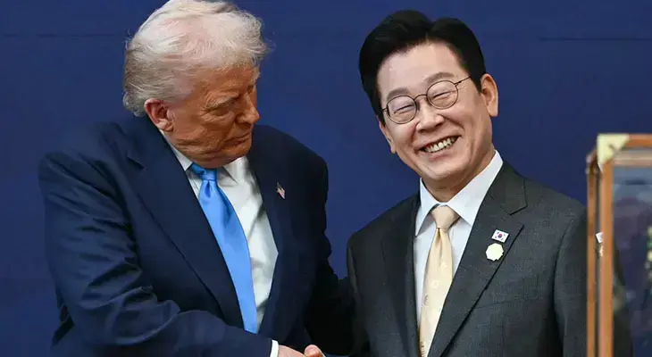 ABŞ Prezidenti Trampa Cənubi Koreyadan ən yüksək dövlət nişanı təqdim edildi