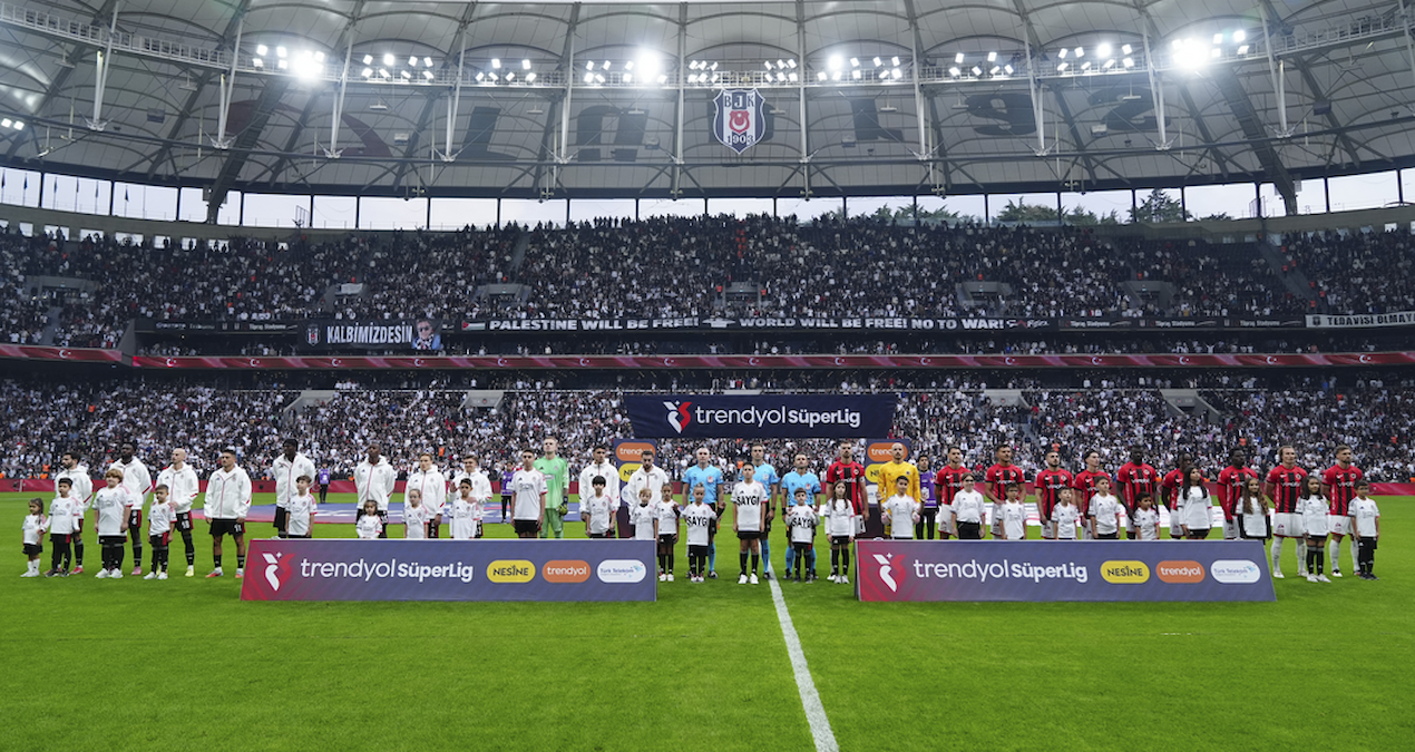 Beşiktaşda fit səsləri yüksəldi